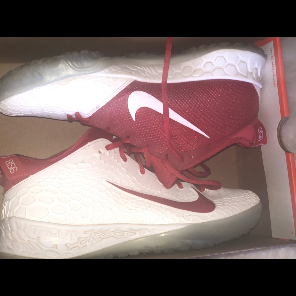 Nike - Men’s Alpha Huarache Varsity